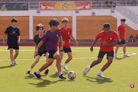 🚨 最新消息：巴塞罗那正密切关注瓦伦西亚的哈维·格拉。 来源：Barça Universal