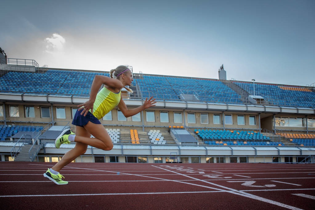 反诈细节：博彩群里的“托儿”表演揭秘。（反诈揭秘：博彩群“托儿”表演的内幕）